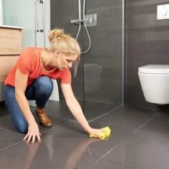 Secucare Anti Slip Spray 100ml - Antislip Voor Tegelvloeren -Dagelijkse Benodigdheden Verkoop 1200x1200 1076