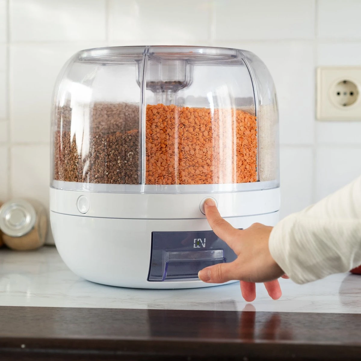 Roterende Voedsel Dispenser - 6 Vakken - Met Doseerschep - BPA Vrij - Handig 8 Roterende Voedsel Dispenser - 6 Vakken - Met Doseerschep - BPA Vrij - Handig - Afbeelding 8