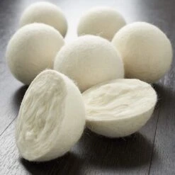 Merkloos Droger Ballen XL 6 Stuks Inclusief Lavendelolie – Zero Waste Dryer Balls - Duurzaam – Wasverzachter – Herbruikbare Drogerballen – Droogt De Was Sneller – Tiny Panda -Dagelijkse Benodigdheden Verkoop 1200x1200 408