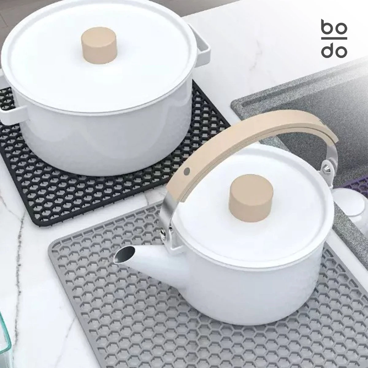 BODO Gootsteenmat Siliconen Donker Grijs - 34.5 X 34.5 Cm - Keuken Accessoires - Gootsteen Beschermer - Onderzetters Siliconen - Anti Kras 8 BODO Gootsteenmat Siliconen Donker Grijs - 34.5 X 34.5 Cm - Keuken Accessoires - Gootsteen Beschermer - Onderzetters Siliconen - Anti Kras - Afbeelding 8