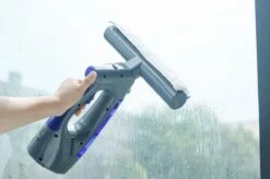 Swiss Pro+ Ruitenreiniger 3 In 1 WV 2 Blue Edition Window Vac - Ca. 120 M² - Waterzuiger - Incl. Smalle Zuigmond - Oplaadbaar - Raamwisser - Streeploos - Clicksystem - 2 Microvezeldoekjes - Met Sprayfunctie - Low Noise - Hepafilter -Dagelijkse Benodigdheden Verkoop 1200x799 15