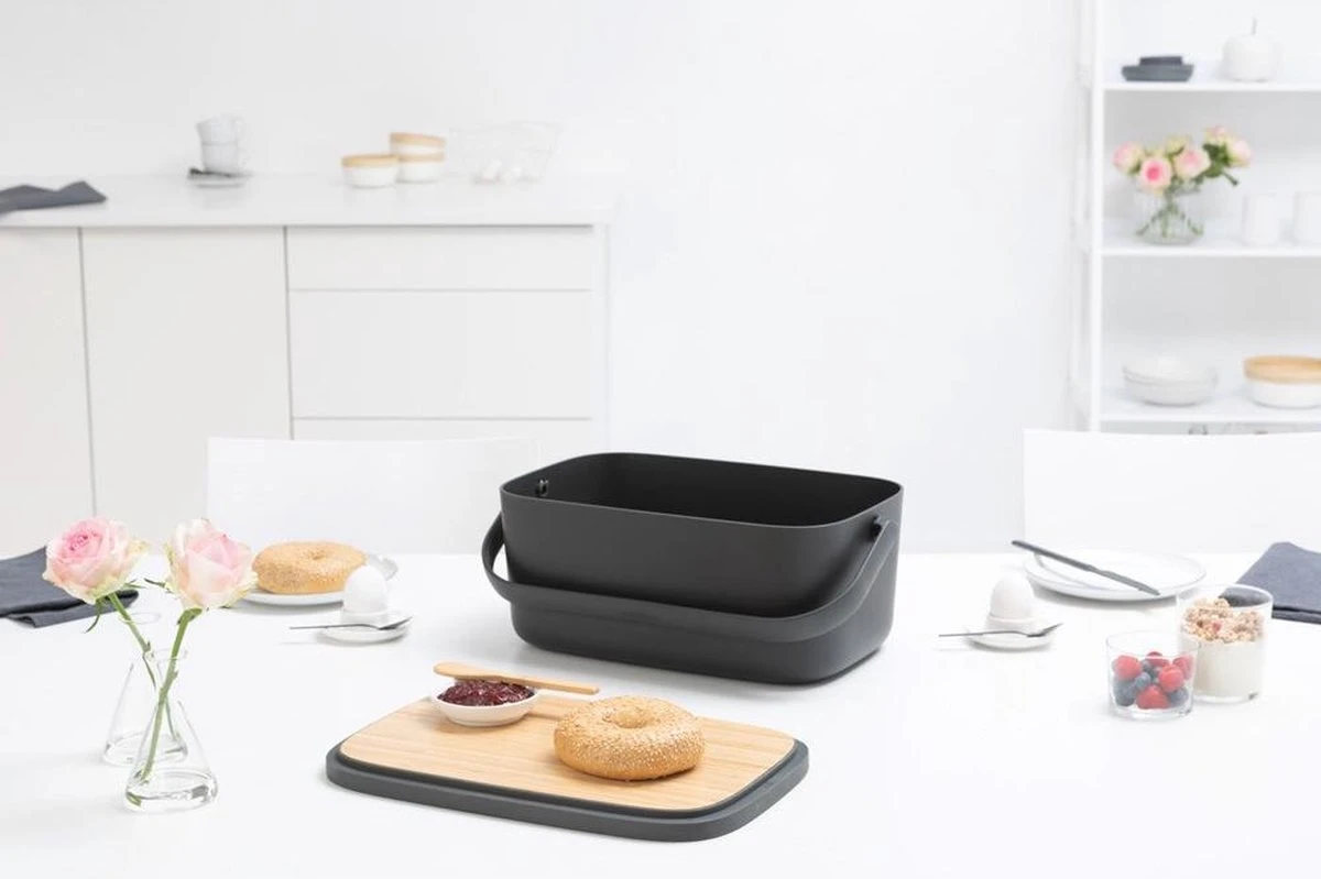 Brabantia Nic Broodtrommel - Met Bamboe Deksel - Dark Grey 13 Brabantia Nic Broodtrommel - Met Bamboe Deksel - Dark Grey - Afbeelding 13