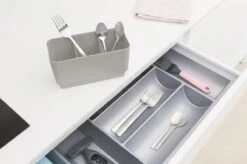 Brabantia SinkSide Afdruiprek Compact - Mid Grey -Dagelijkse Benodigdheden Verkoop 1200x799 4